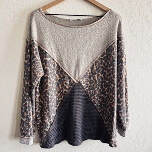 Ces Femme | leopard oversized top | S